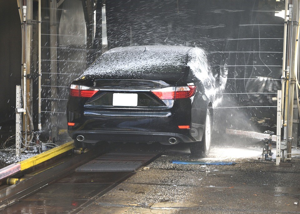 6 Ways to Improve the Eco-Friendliness of Your Car Wash