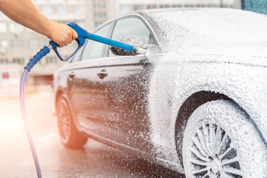 Mobile Luxury Car Wash and Detailing Services